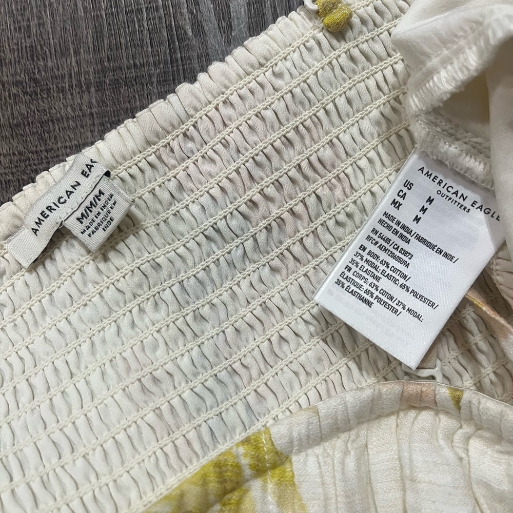 AMERICAN EAGLE Smocked Floral Tropical Tank Top - Picture 5 of 5